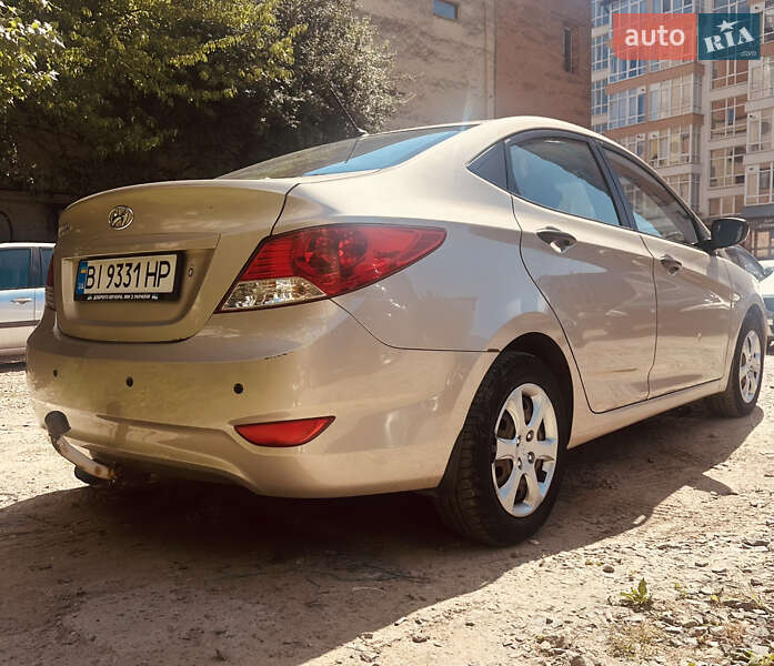 Седан Hyundai Accent 2012 в Ивано-Франковске фото 9 Седан Hyundai Accent 2012 в Ивано-Франковске