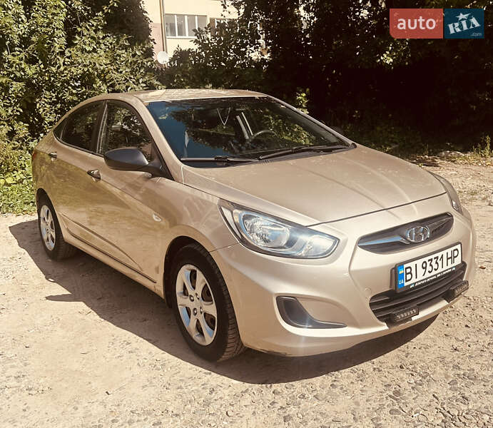 Седан Hyundai Accent 2012 в Ивано-Франковске фото 12 Седан Hyundai Accent 2012 в Ивано-Франковске