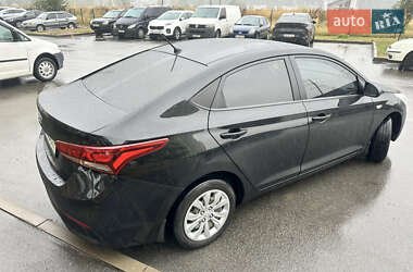 Седан Hyundai Accent 2017 в 