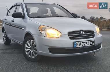 Седан Hyundai Accent 2009 в Мене