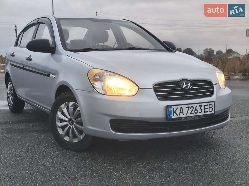 Седан Hyundai Accent 2009 в 
