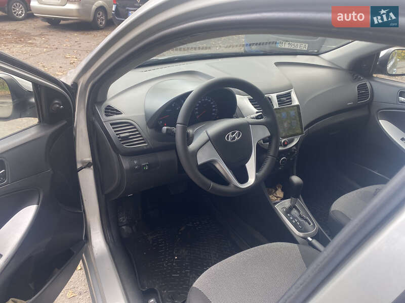 Седан Hyundai Accent 2011 в Кременчуге
