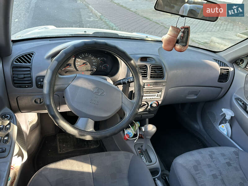Лифтбек Hyundai Accent 2005 в Черноморске