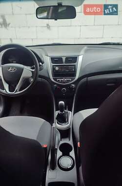 Седан Hyundai Accent 2012 в Житомирі