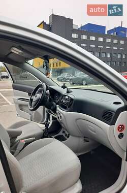 Седан Hyundai Accent 2008 в 