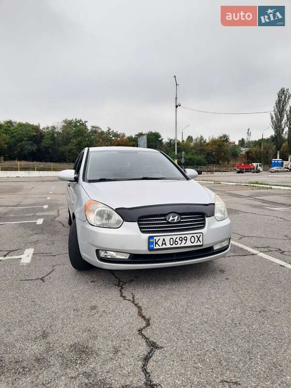 Седан Hyundai Accent 2008 в Киеве