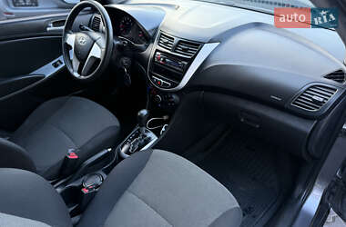 Седан Hyundai Accent 2011 в 