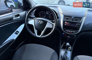 Седан Hyundai Accent 2011 в 