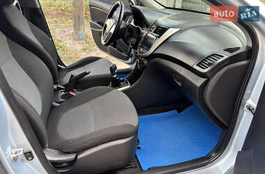 Седан Hyundai Accent 2011 в 