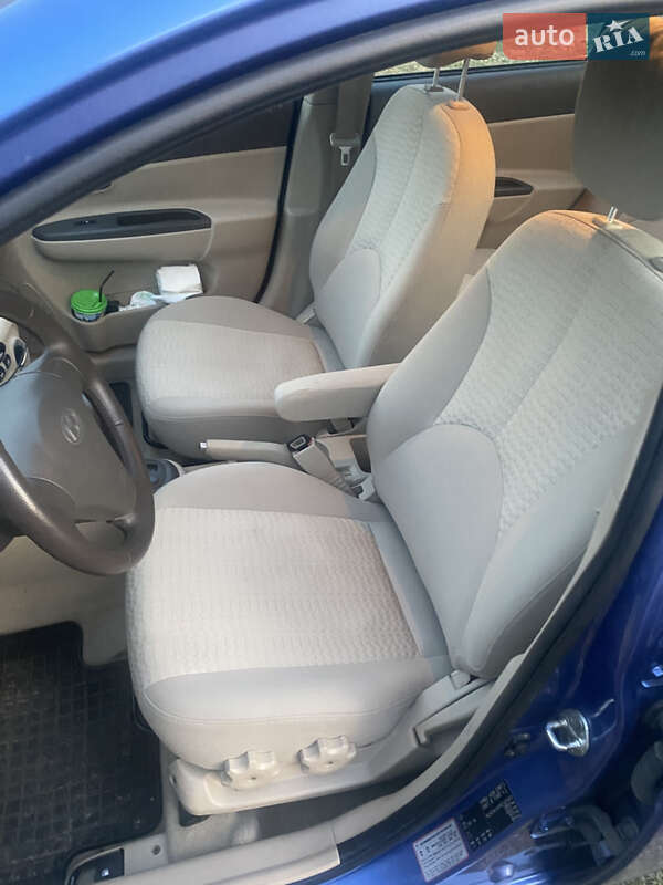 Седан Hyundai Accent 2008 в Крюковщине