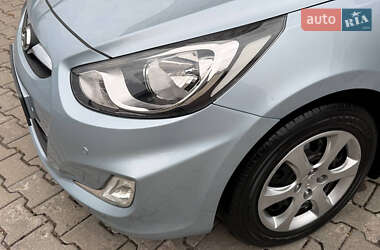 Седан Hyundai Accent 2011 в 
