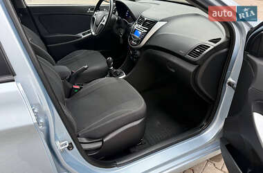 Седан Hyundai Accent 2011 в 
