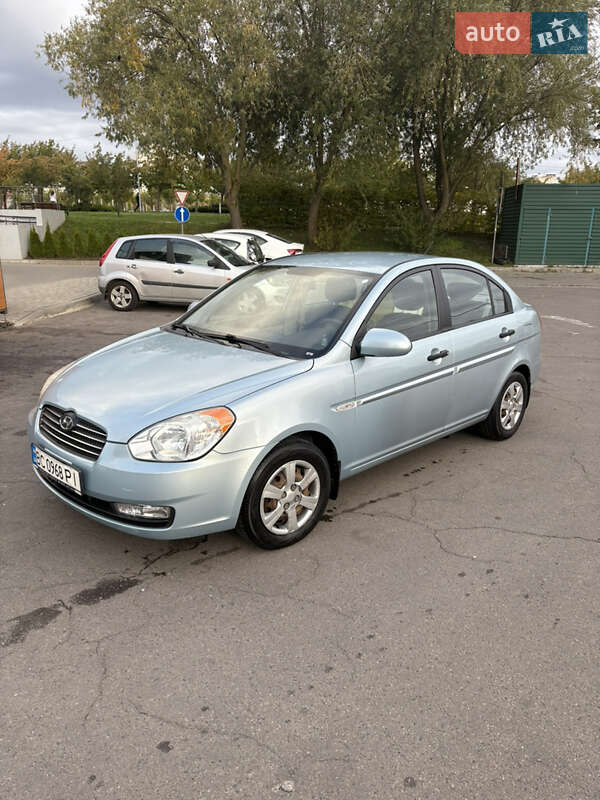 Седан Hyundai Accent 2008 в Львові