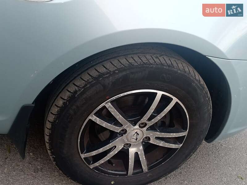 Седан Hyundai Accent 2008 в Львове