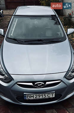 Седан Hyundai Accent 2011 в Сумах