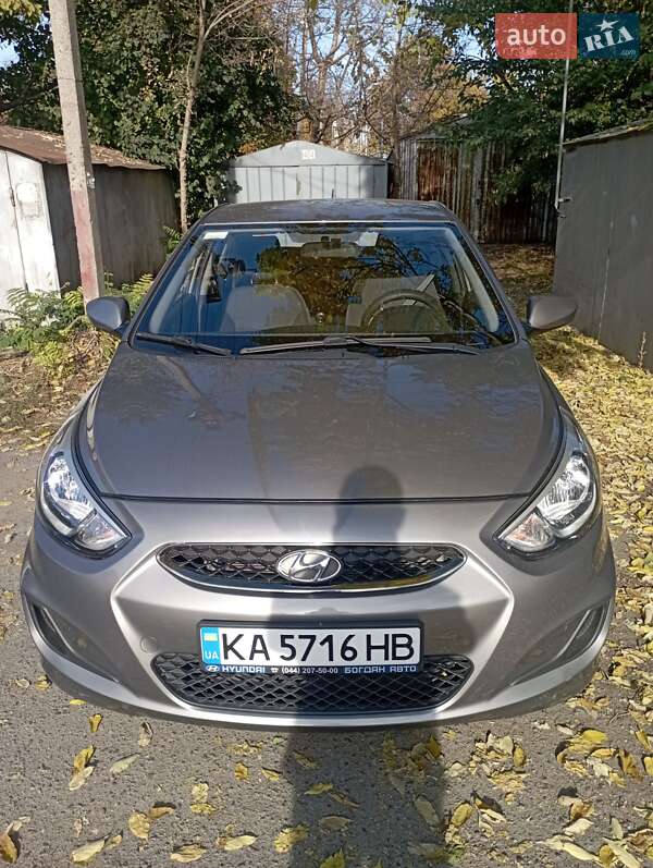 Седан Hyundai Accent 2017 в Одессе