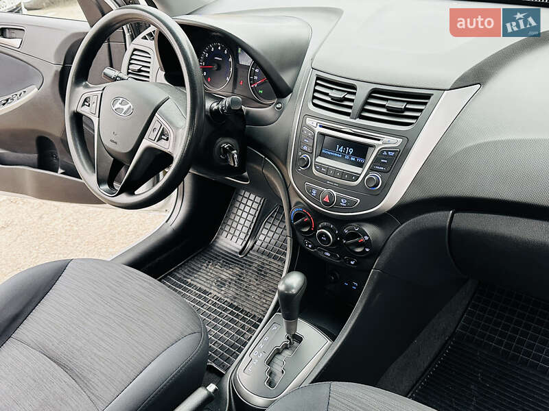 Седан Hyundai Accent 2016 в Харькове