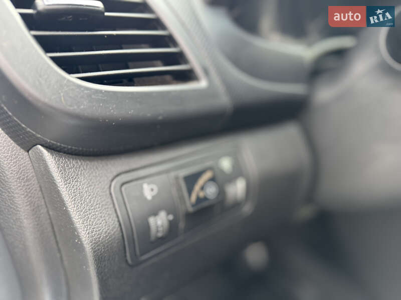 Седан Hyundai Accent 2012 в Киеве