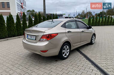 Седан Hyundai Accent 2013 в 