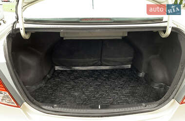 Седан Hyundai Accent 2013 в 