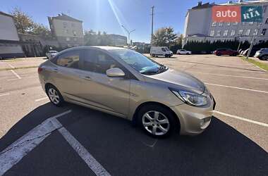 Седан Hyundai Accent 2012 в 