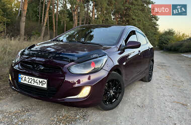 Седан Hyundai Accent 2012 в 