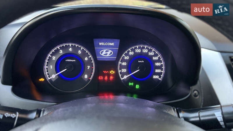 Седан Hyundai Accent 2012 в Василькове фото 26 Седан Hyundai Accent 2012 в Василькове