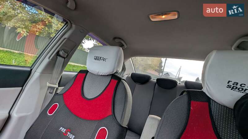 Седан Hyundai Accent 2006 в Чернівцях фото 12 Седан Hyundai Accent 2006 в Чернівцях