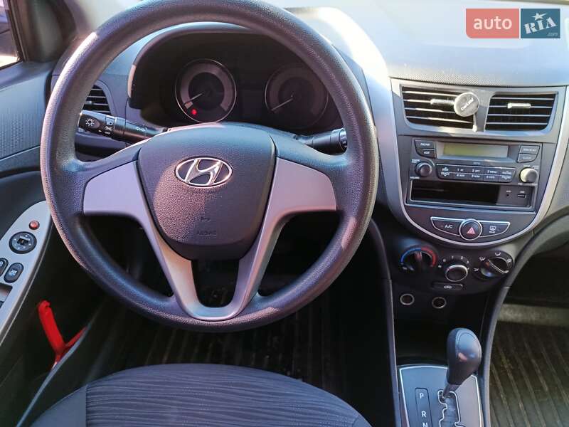 Седан Hyundai Accent 2016 в Києві