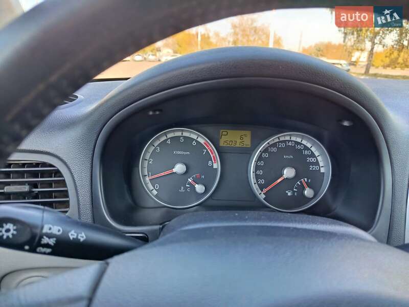 Седан Hyundai Accent 2008 в Запорожье