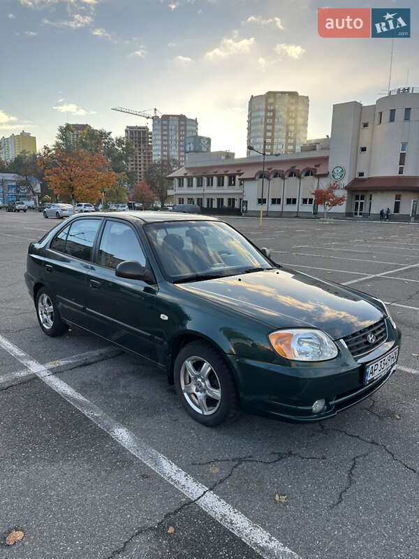Лифтбек Hyundai Accent 2003 в Броварах