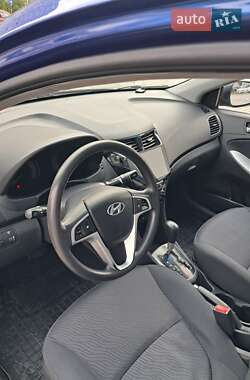 Седан Hyundai Accent 2012 в 