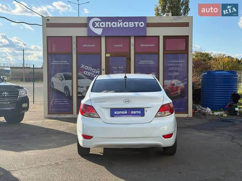 Седан Hyundai Accent 2016 в Одессе