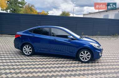 Седан Hyundai Accent 2015 в 