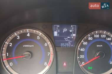 Седан Hyundai Accent 2015 в 