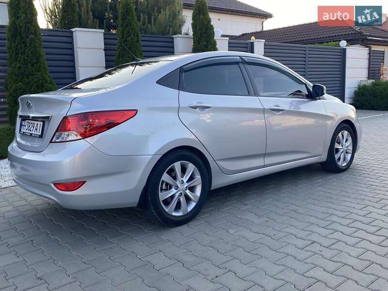 Седан Hyundai Accent 2016 в Одессе