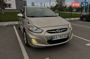 Седан Hyundai Accent 2011 в 