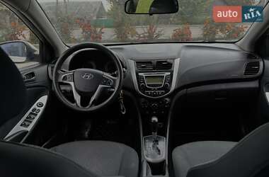 Седан Hyundai Accent 2011 в 