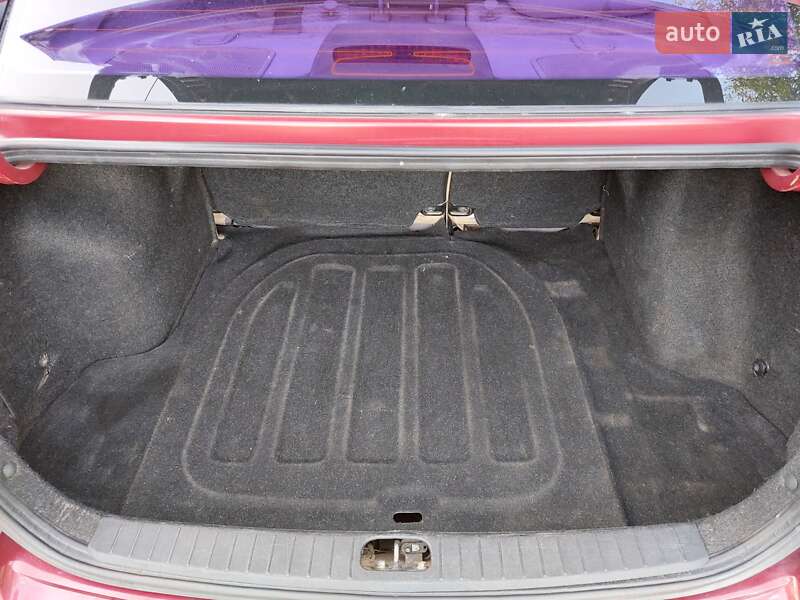 Седан Hyundai Accent 2008 в Кицмани фото 33 Седан Hyundai Accent 2008 в Кицмани