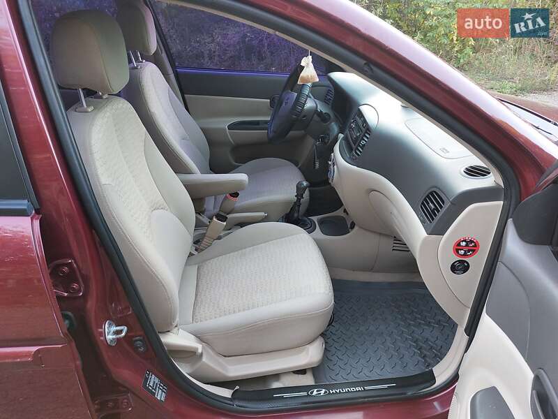 Седан Hyundai Accent 2008 в Кицмани фото 45 Седан Hyundai Accent 2008 в Кицмани