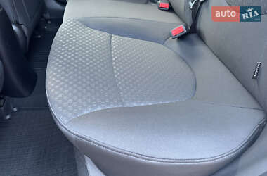 Хэтчбек Hyundai Accent 2012 в 