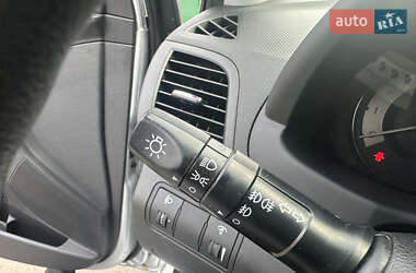 Хэтчбек Hyundai Accent 2012 в 