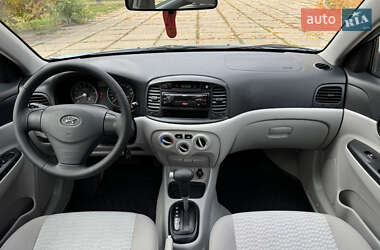 Седан Hyundai Accent 2008 в 