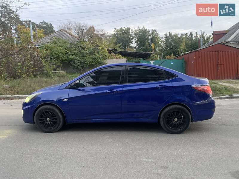 Седан Hyundai Accent 2011 в Києві фото 13 Седан Hyundai Accent 2011 в Києві