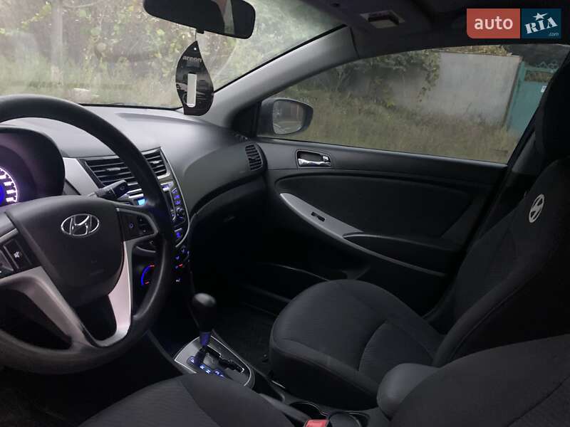 Седан Hyundai Accent 2011 в Києві фото 14 Седан Hyundai Accent 2011 в Києві