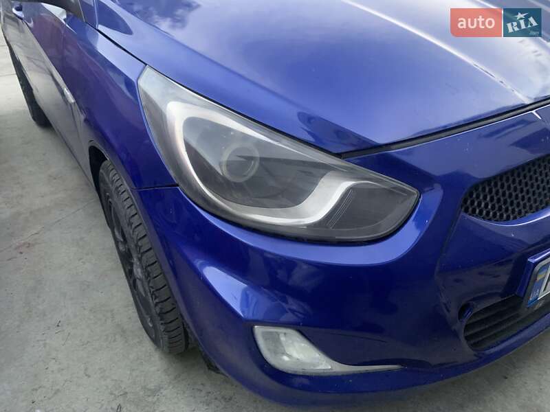 Седан Hyundai Accent 2011 в Києві фото 19 Седан Hyundai Accent 2011 в Києві
