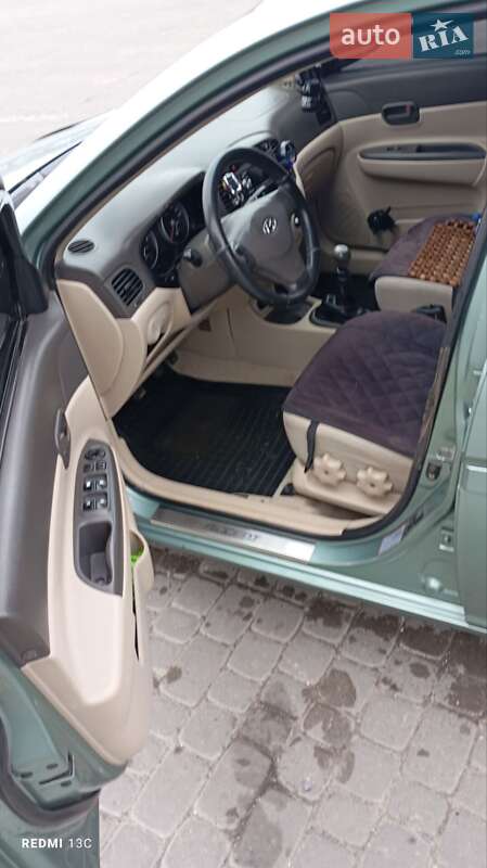 Седан Hyundai Accent 2007 в Львові