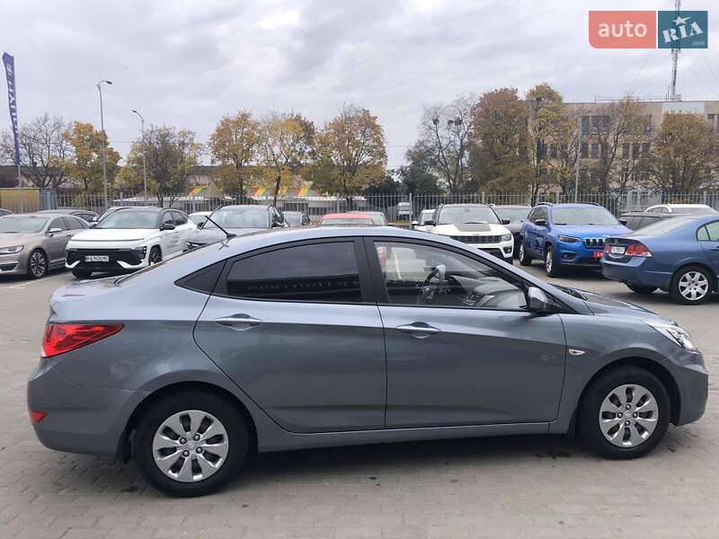 Седан Hyundai Accent 2018 в Полтаве