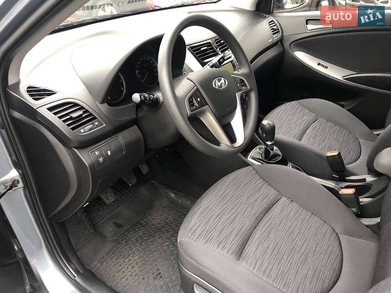 Седан Hyundai Accent 2018 в Полтаве