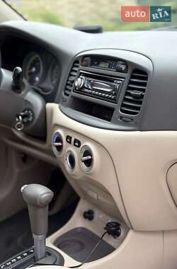Седан Hyundai Accent 2008 в 